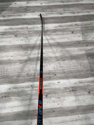 Senior Right Handed Covert QRE10 Toe Pattern Hockey Stick