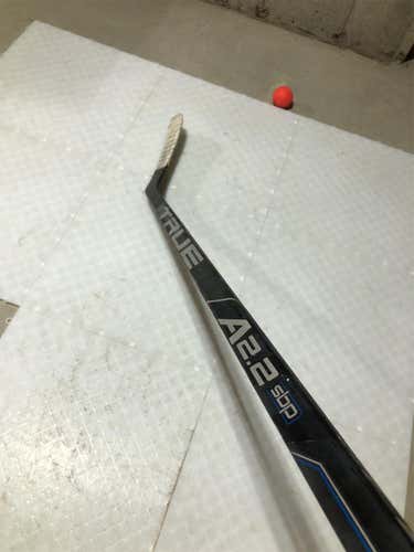 Senior Right Handed A2.2  Hockey Stick