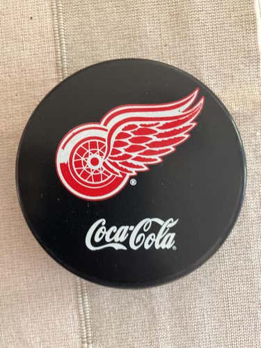 Red Wings Coca-Cola Hockey Puck
