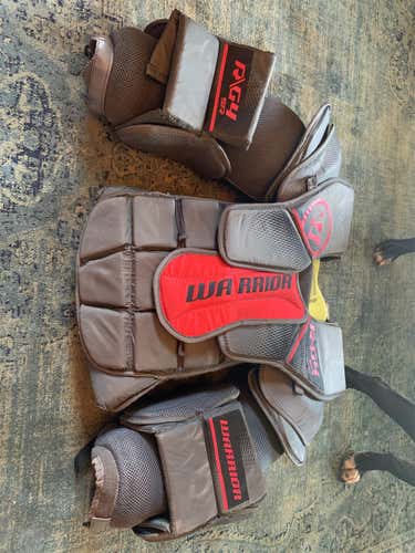 Senior Medium Warrior Ritual G4  Goalie Chest Protector