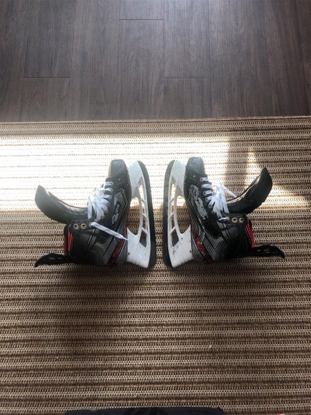 Senior Bauer Vapor 2X Pro Regular Width Pro Stock Size 9 Hockey Skates