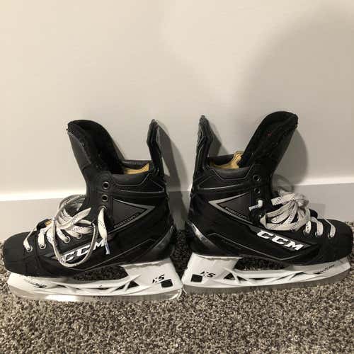 Senior CCM Ribcor 80K Regular Width Pro Stock Size 7 Hockey Skates