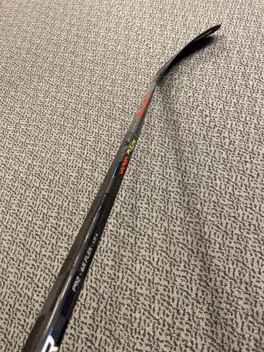 Intermediate Left Hand Vapor FlyLite P92 Pattern 65 Flex Hockey Stick