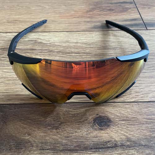 NEW 100% Racetrap Sunglasses - Black Frame w/ Red Lens