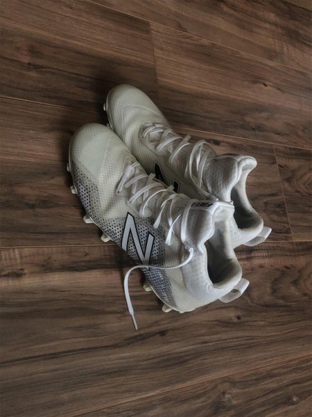 White Men's Molded Cleats Low Cut