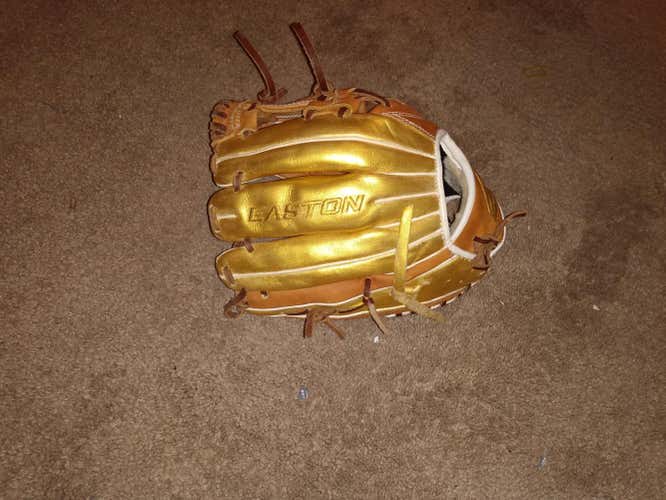 Gold Used High School/College Easton Right Hand Throw Infield Baseball Glove 11.5"