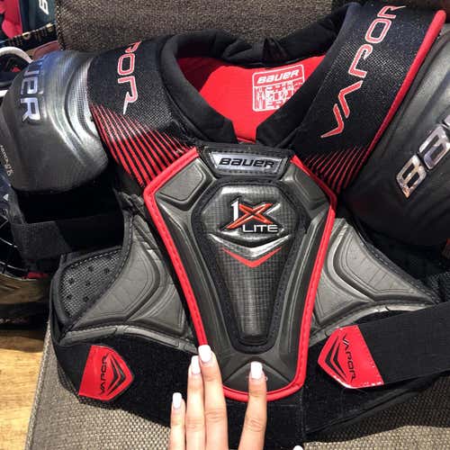Senior Small Bauer Vapor 1X Lite Pro Stock Shoulder Pads