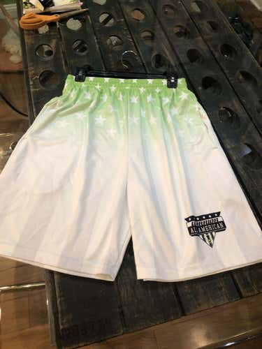 White Used Men's Adult Large Other Shorts