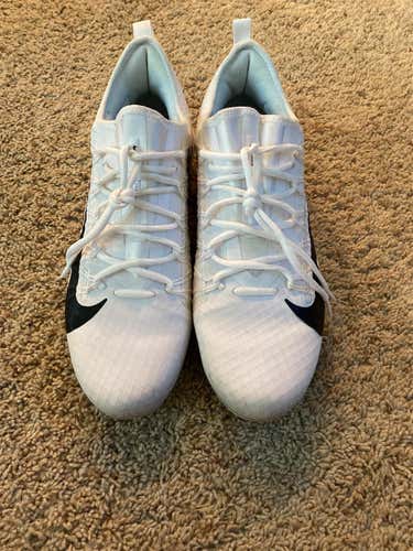 White Adult Size 11.5 (Women's 12.5) Low Cut