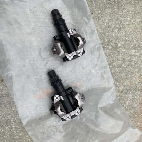 Silver Used Shimano Clip-in Bike Pedals