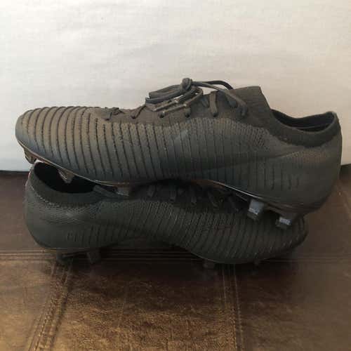 Black Unisex Molded Cleats Nike Flyknit ultra Cleats
