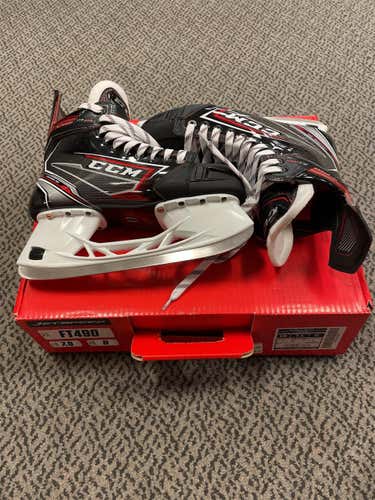 Senior CCM JetSpeed FT490 Regular Width Size 7.5 Hockey Skates