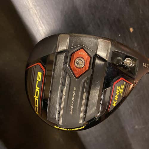 Used Right Handed Extra Stiff Flex 3 Wood Fairway Wood