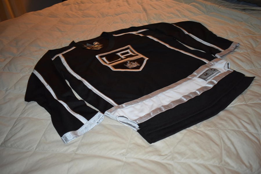 NEW - NHL Team Apparel LA Kings Jersey, Medium - NWT