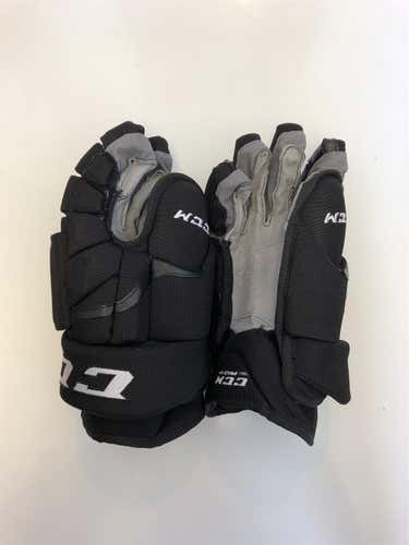 Used CCM HG12 14" Pro Stock Gloves (UG572B)