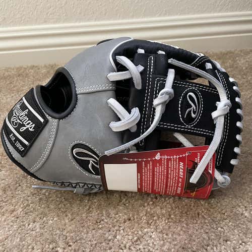New Right Hand Throw Heart of the Hide 11.75" Baseball Glove