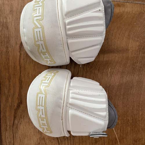 Used Medium Maverik Max Arm Pads
