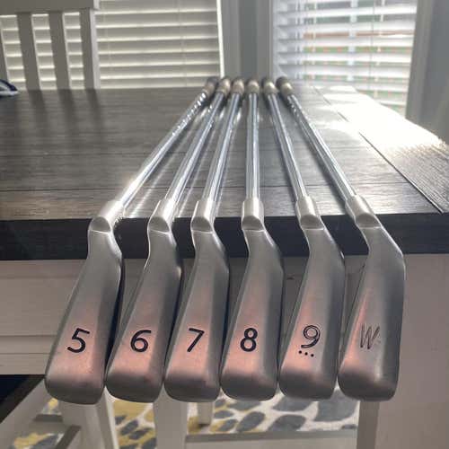 Used Men's Ping Rapture  Right Handed Iron Set Regular Flex Steel Shaft 5-PW
