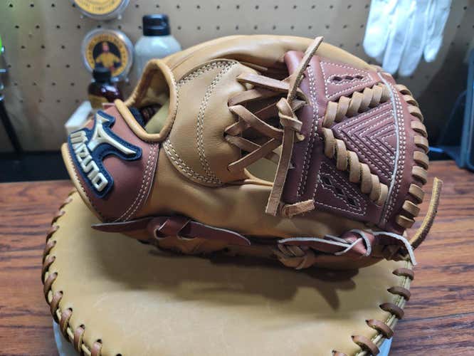 New Mizuno Global Elite 11.25"