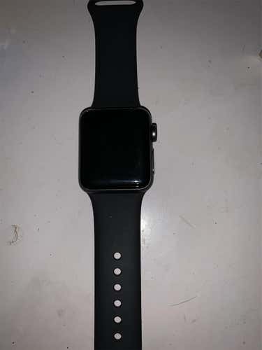 Used Apple Watch Series 3