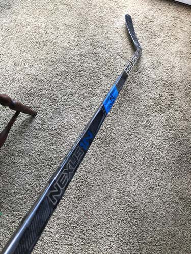 Nexus 1N Hockey Stick (95 flex)