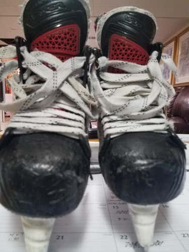 Used Senior Bauer Vapor 1X Hockey Skates Regular Width Size 8