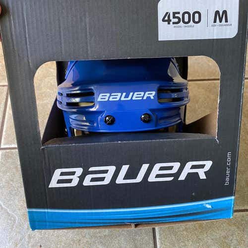 Pro Stock Medium Bauer 4500 Medium Tampa