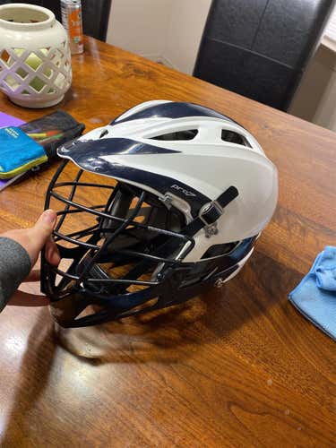 White Adult Player's Cascade Pro-7 Helmet