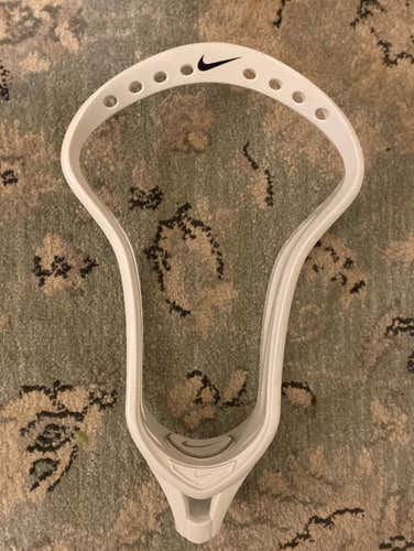 White New Attack & Midfield Unstrung CEO Head