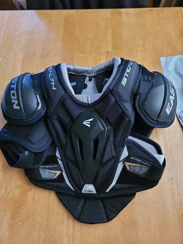 New Junior Medium Easton Stealth C9.0 Shoulder Pads