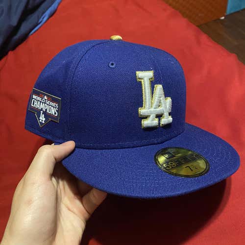 [NEW] Dodgers Gold Line Champions Hat