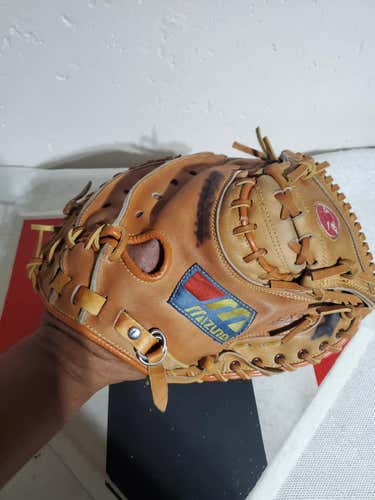 Orange Used Kid Pitch (9YO-13YO) Mizuno Right Hand Throw Catcher's Pro Baseball Glove 12.5"