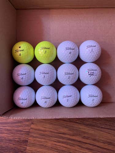 12 Titleist AVX Golf Balls