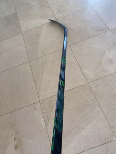 CCM Trigger 5 PRO 75 Flex RH- New In Wrapping