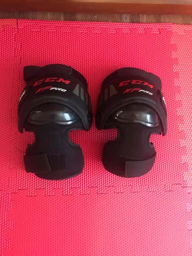 Used CCM KP Pro knee pads