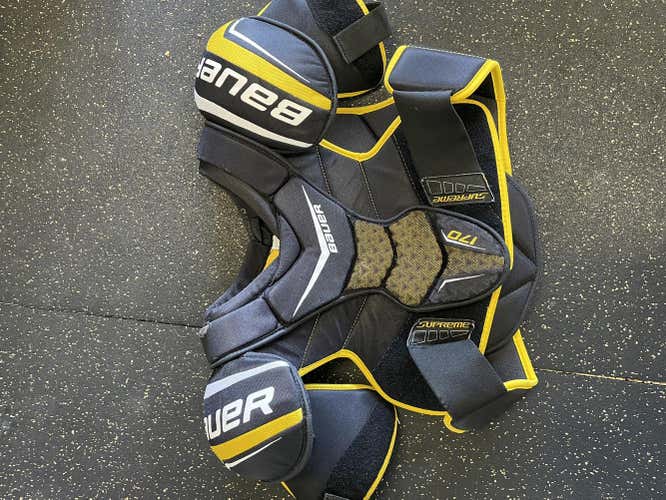 Senior Extra Large Bauer Supreme S170 Shoulder Pads
