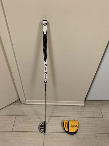 RH TITLEIST/SCOTTY CAMERON FUTURA PHANTOM PUTTER - 37" W/ HC