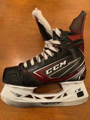 Used Junior CCM JetSpeed FT480 Hockey Skates Regular Width Size 1