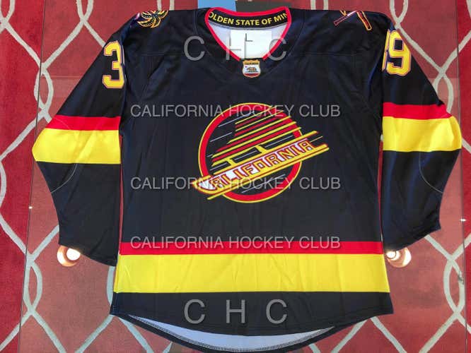 Black California Hockey Club Retro Canucks Senior Jersey Large