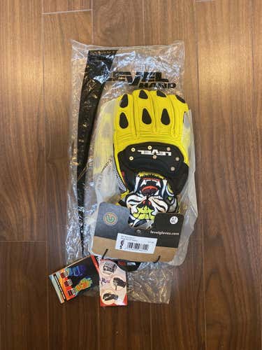 LEVEL GLOVE SQ CF NEW