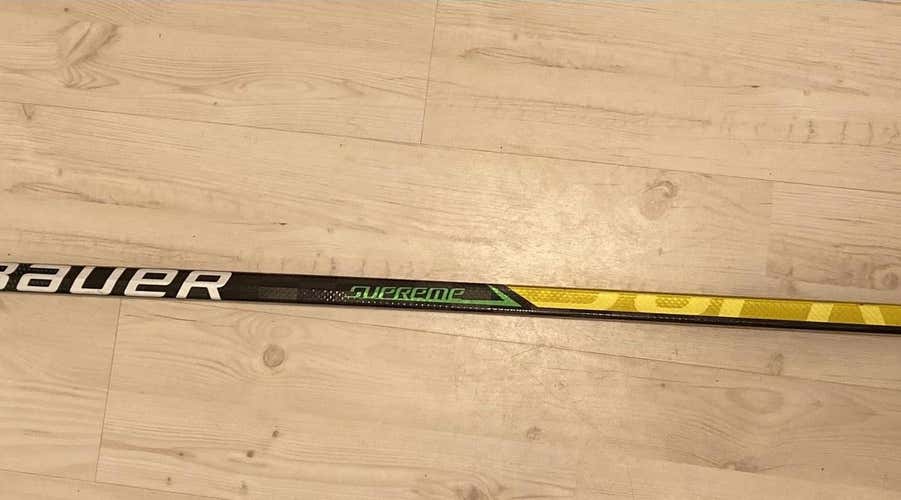 Senior Right Handed Supreme Ultra Sonic Toe Pattern Pro Stock Hockey Stick