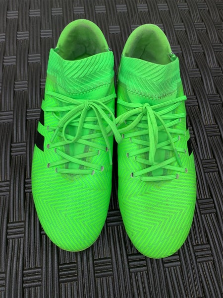 Green Men's Molded Cleats Adidas MESSI 16.3 Cleats