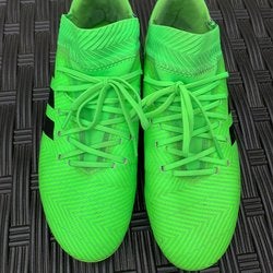 Green Men's Molded Cleats Adidas MESSI 16.3 Cleats