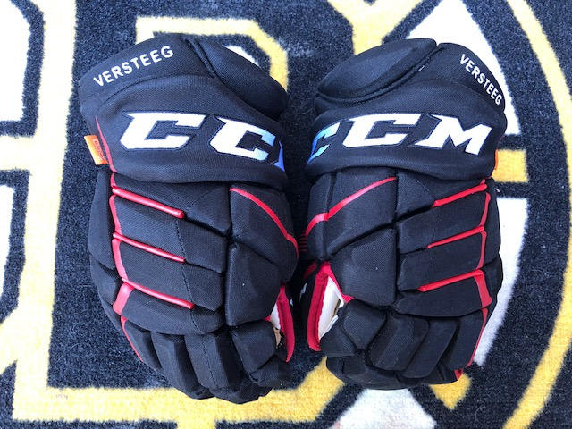 New Senior CCM Jetspeed FT1 Gloves 13" Pro Stock