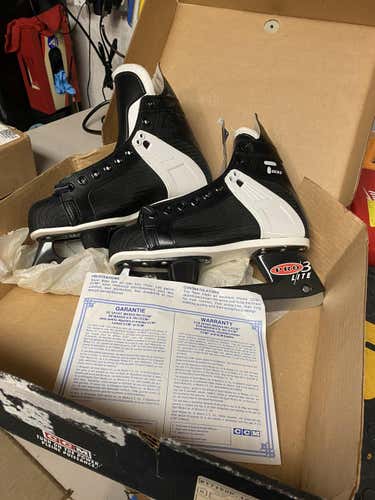 CCM Tacks 152 5.5ee vintage