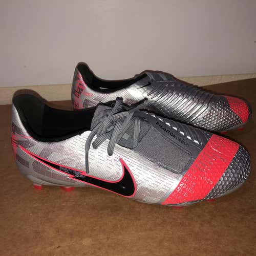 Silver Men's Molded Cleats Nike Phantom Venom Elite FG Cleats