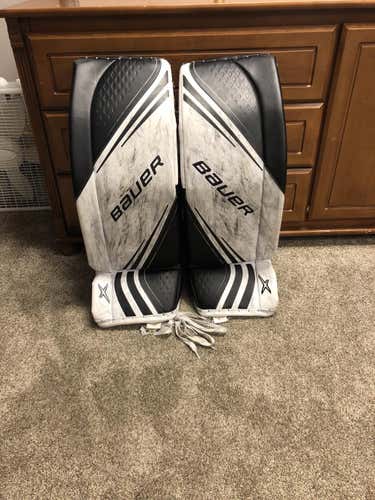 Black Senior 32" Bauer  Vapor 2X Goalie Leg Pads Senior Small