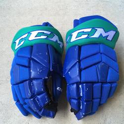 Blue Senior CCM 14" HG42 Gloves