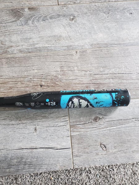 Black Used Kid Pitch (9YO-13YO) 2019 DeMarini Hybrid Bustos Bat (-13) 18 oz 28"