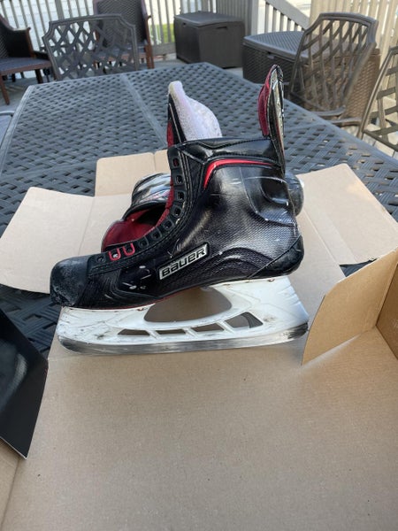 Used Bauer Extra Wide Width Size 10 Vapor 1X Hockey Skates